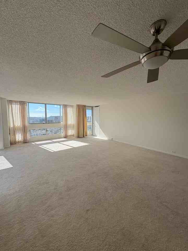 1212 Punahou St #3606 - Photo 2 of 23
