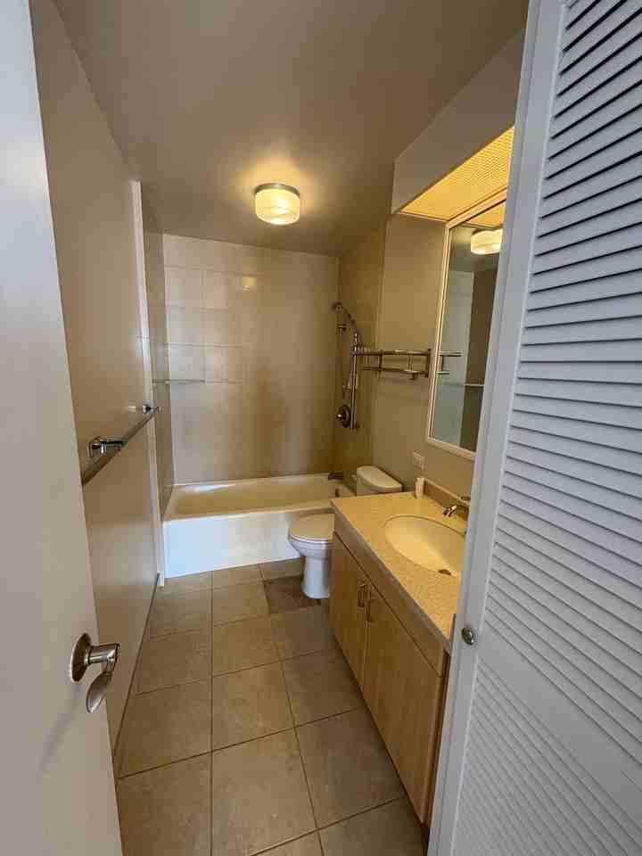 1212 Punahou St #3606 - Photo 6 of 23