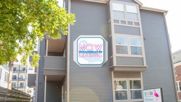 featured image of 103 E Chalmers St