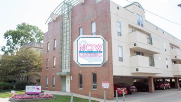 featured image of 105 S Wright St