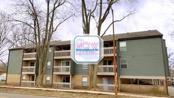 featured image of 105 N Busey Ave