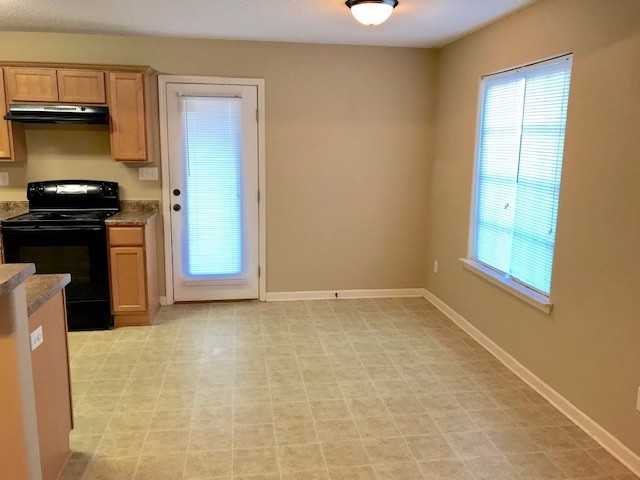 10042 Branley Oak Dr - Photo 4 of 10