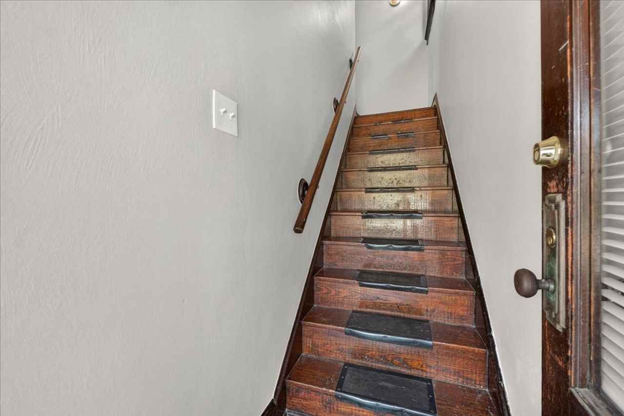 5038A Tholozan Ave - Photo 3 of 30