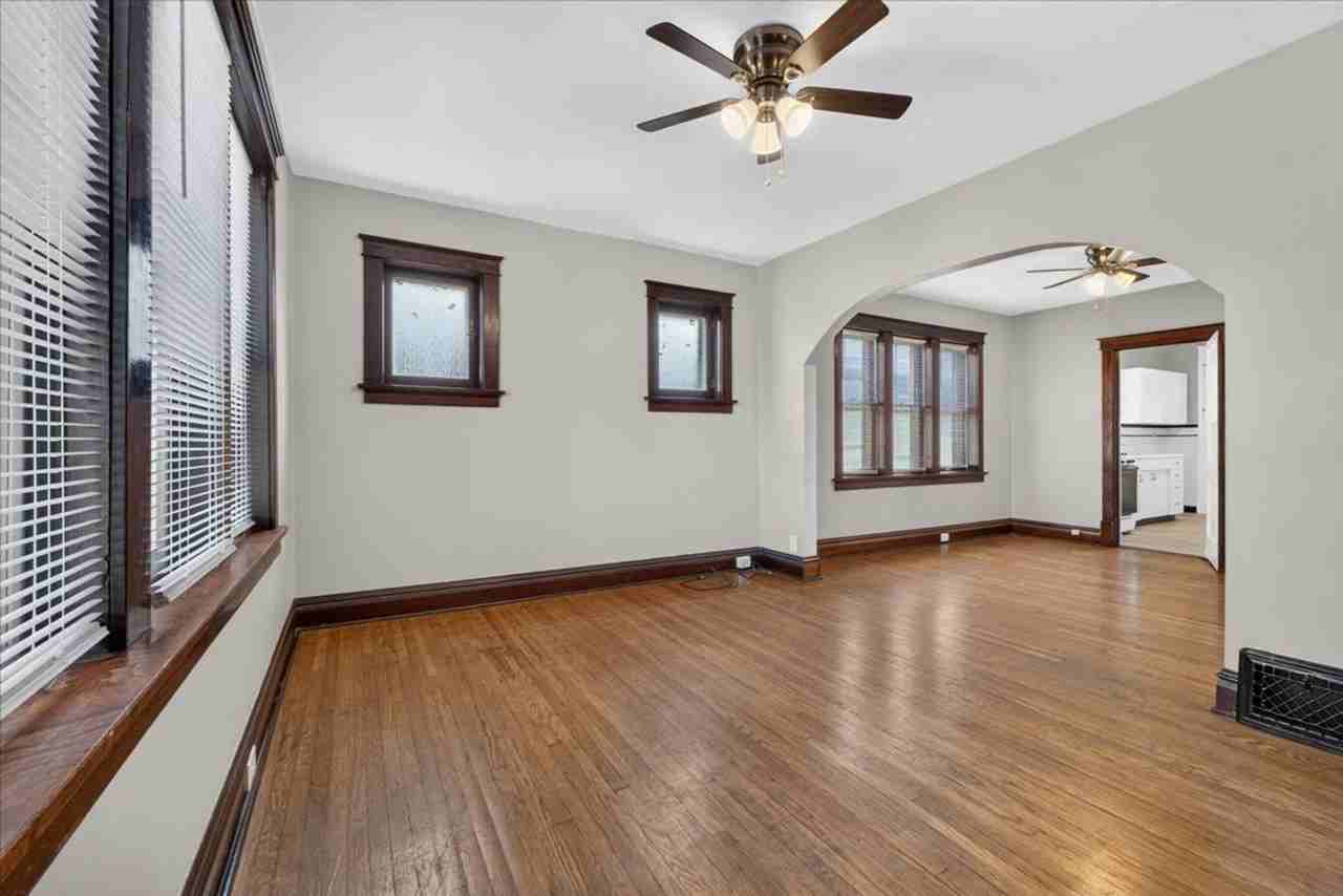 5038A Tholozan Ave - Photo 6 of 30