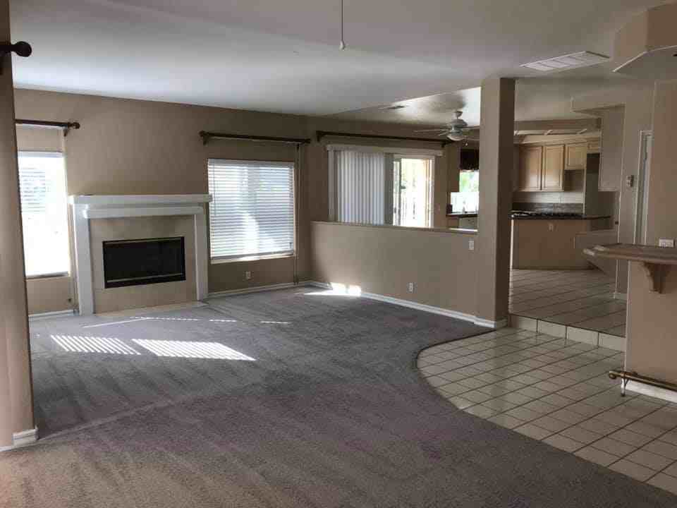 437 Lantern Crest Dr - Photo 2 of 11