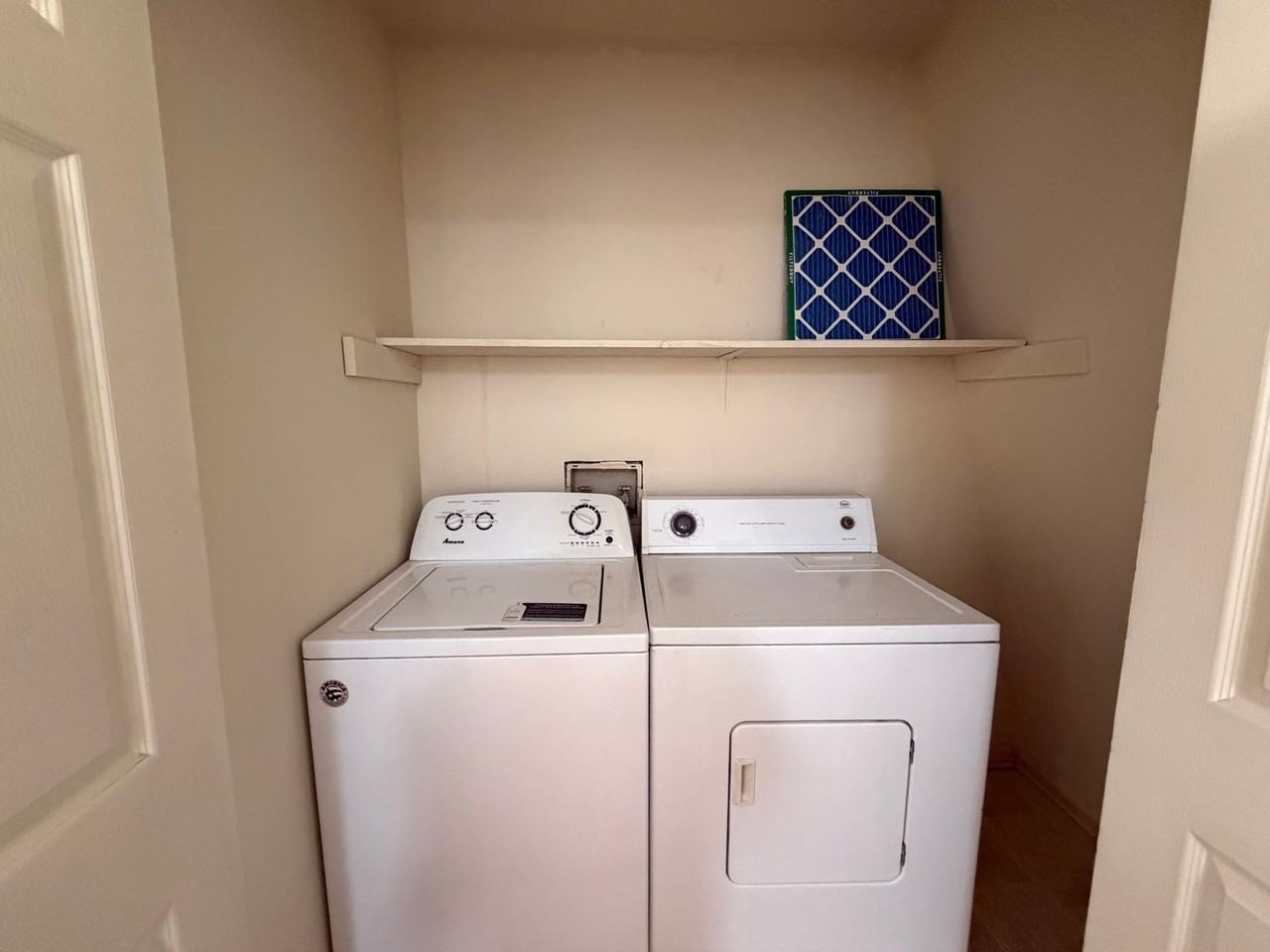 315 E Glenn Ave Apt A - Photo 5 of 10