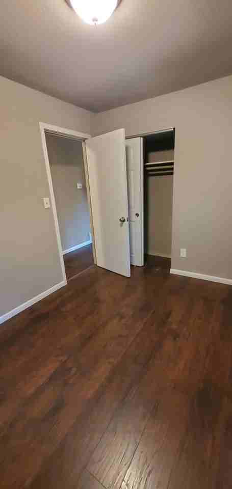 3927 Rhode Island St - Photo 7 of 13