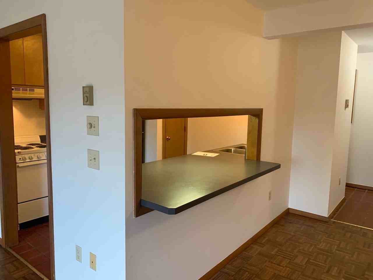 492 East St - Photo 6 of 15
