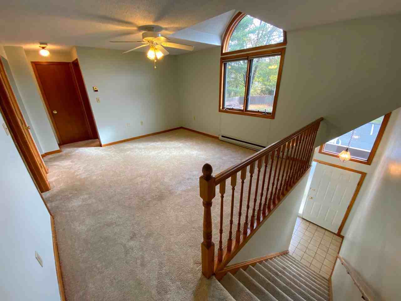 16 Northampton Ln - Photo 3 of 6