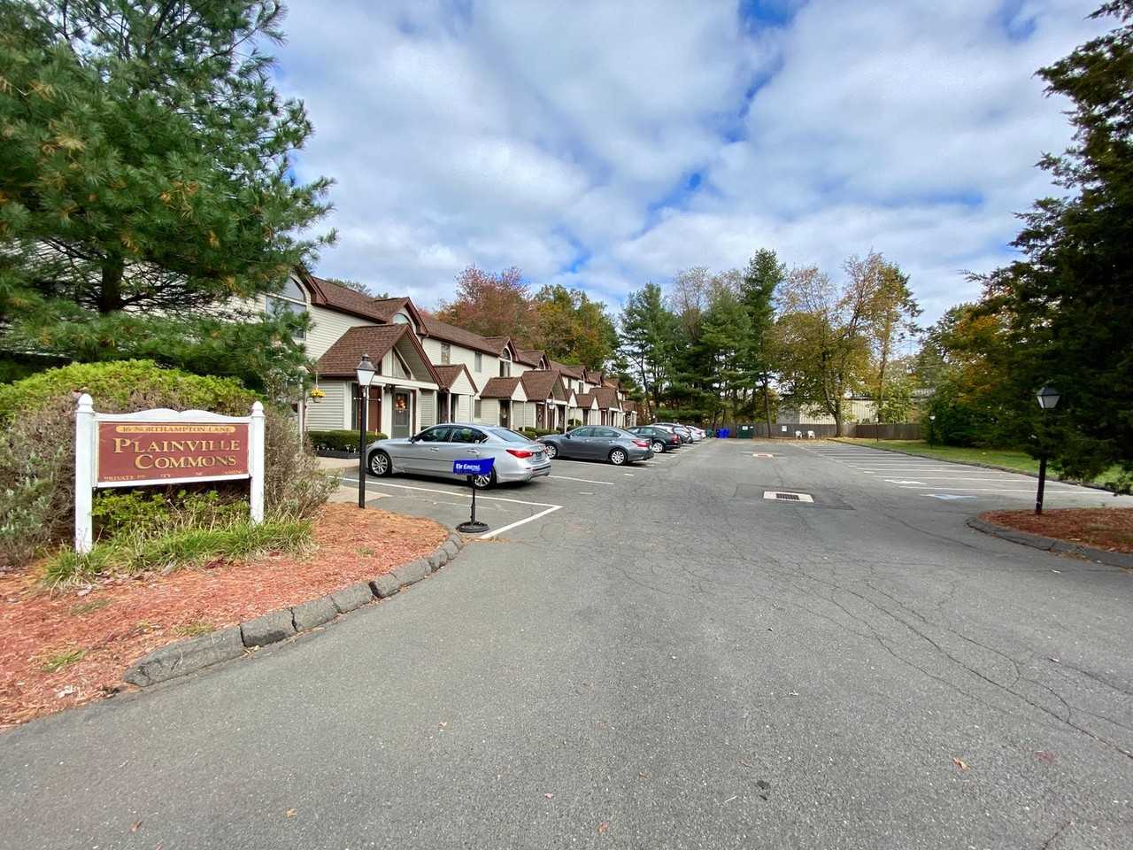 16 Northampton Ln - Photo 6 of 6