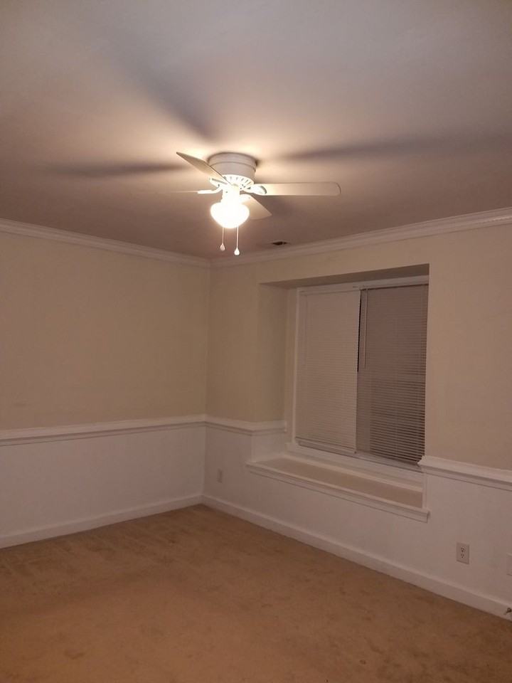 3341 Golden Oaks Ln - Photo 5 of 12