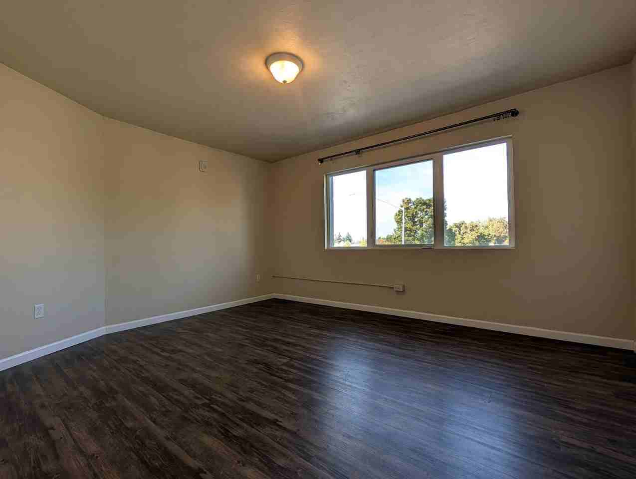 307 Main St #2
