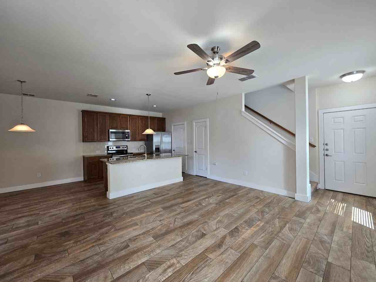 727 Gristmill Dr - Photo 3 of 23