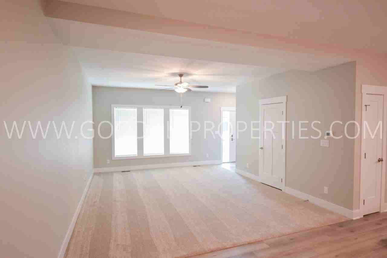 16609 Wilden Dr - Photo 5 of 22