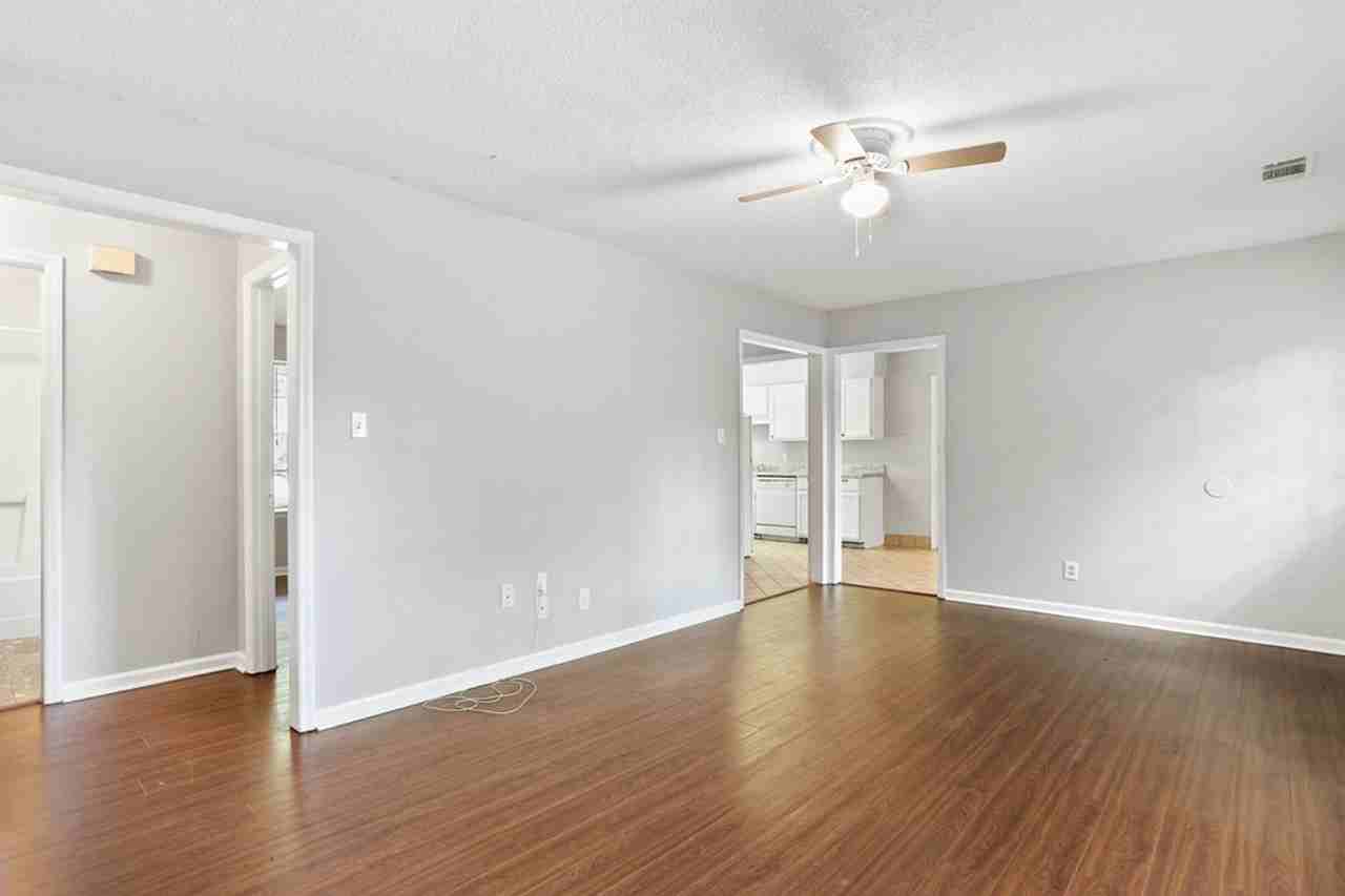 32 Norwood Ct - Photo 3 of 29