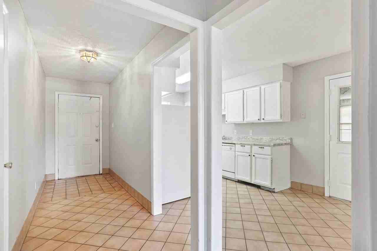 32 Norwood Ct - Photo 4 of 29