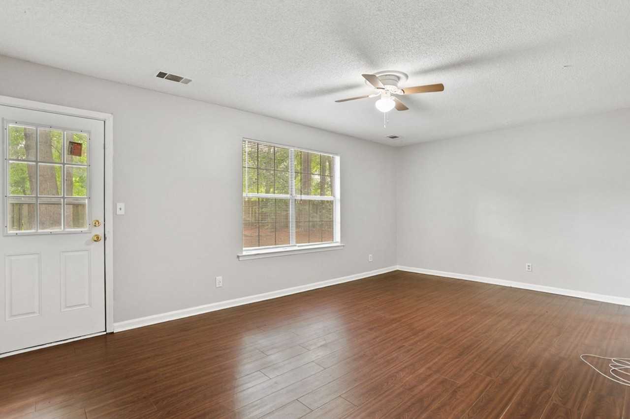 32 Norwood Ct - Photo 5 of 29