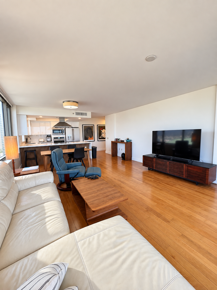 1551 Ala Wai Blvd - Photo 4 of 17