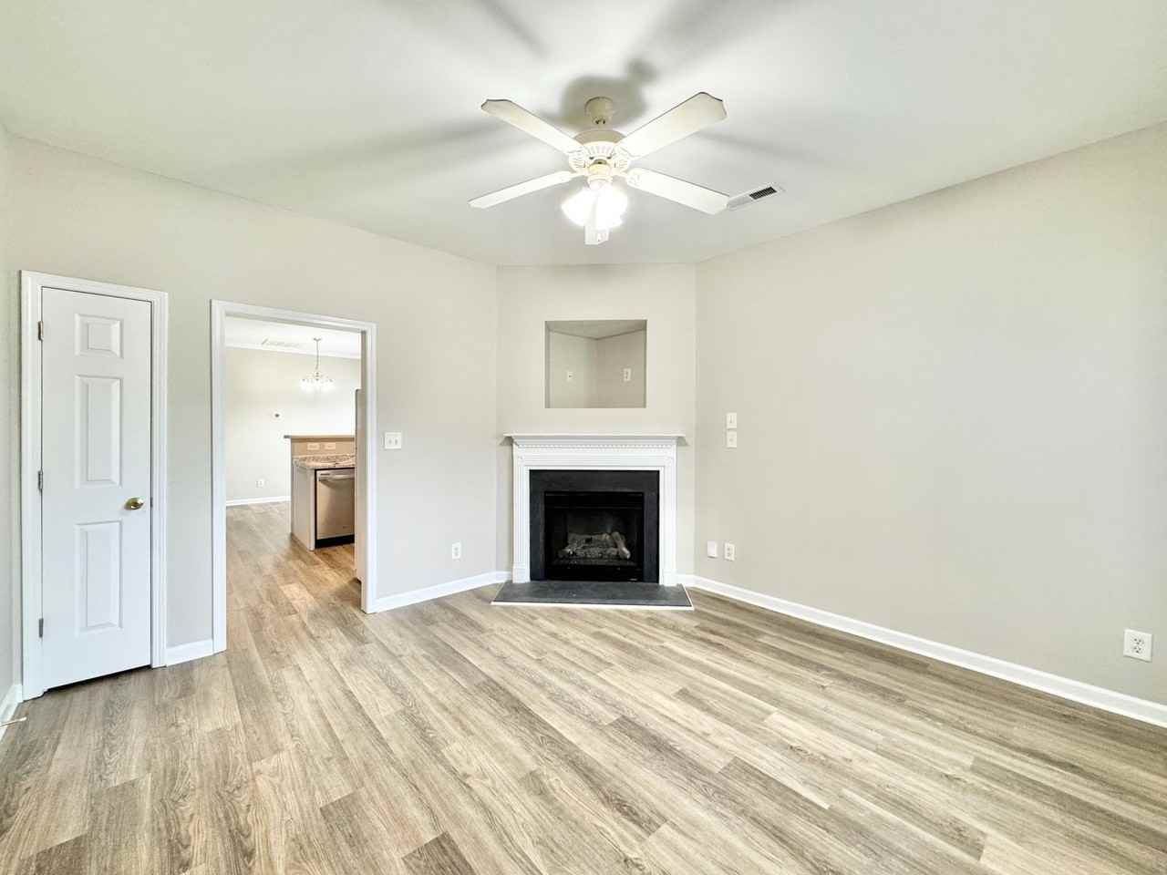 1615 Kay St - Photo 3 of 18