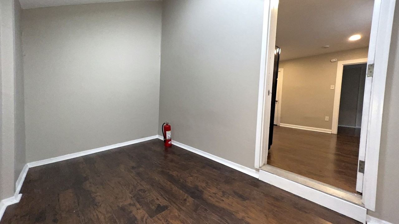 2174 Atco Ave - Photo 3 of 19