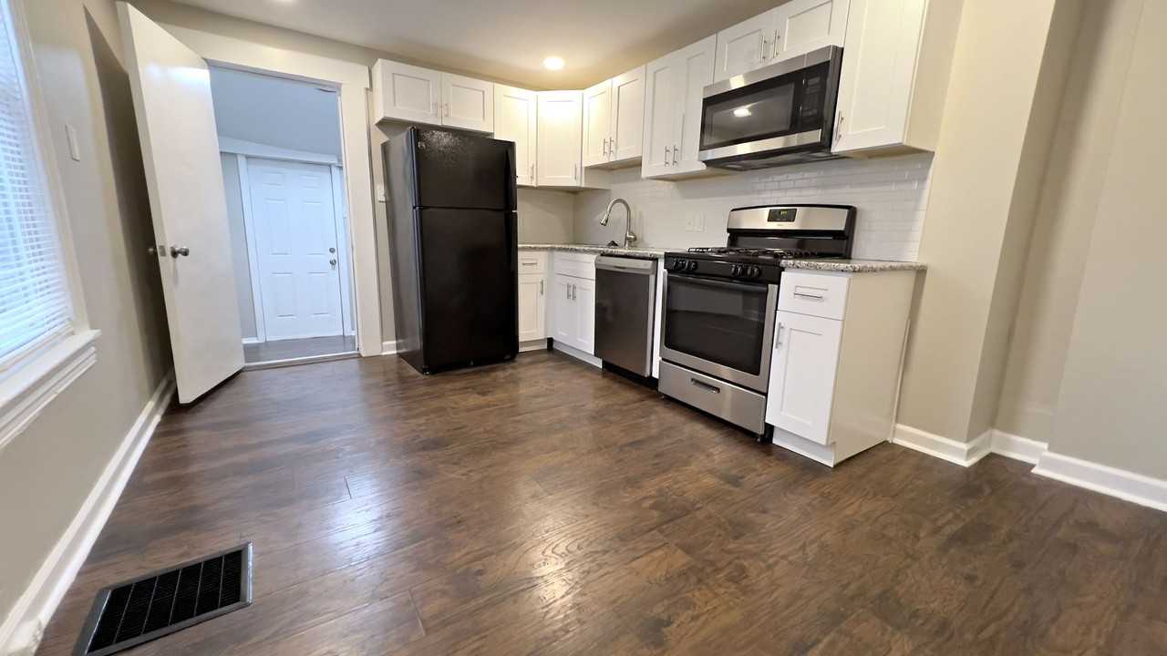 2174 Atco Ave - Photo 4 of 19