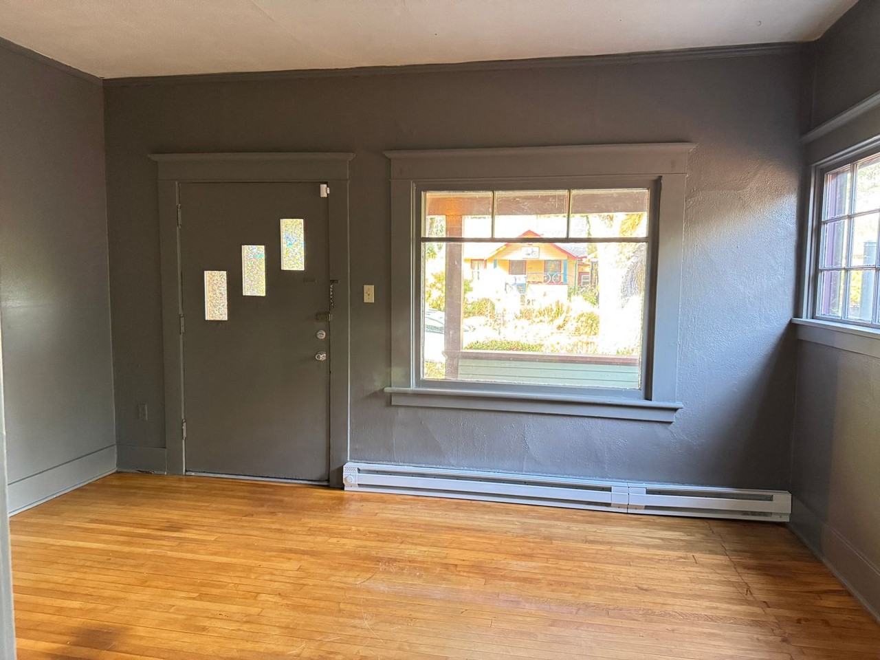 1262 W 5th Ave - Photo 5 of 30