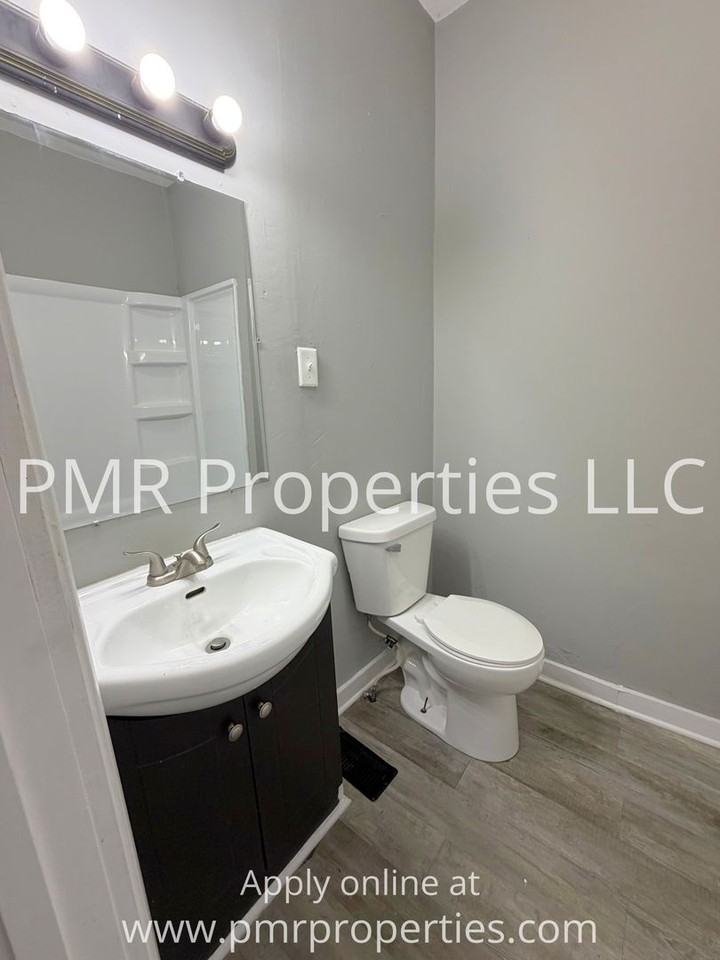 2529 S 13th St - Photo 7 of 9