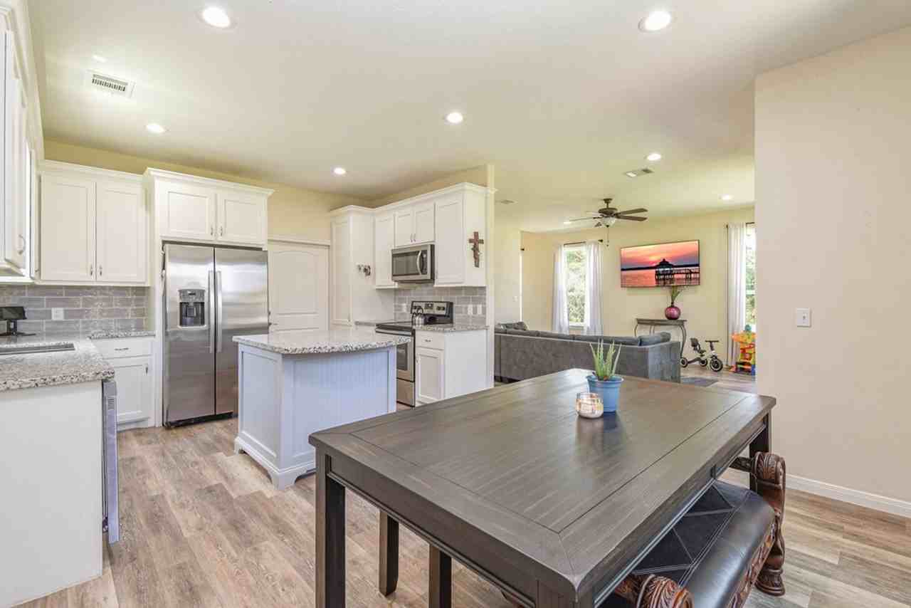 15316 Coaltown Rd - Photo 6 of 24