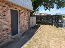featured image of 1303 Wales Dr