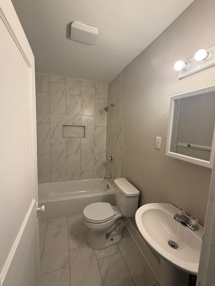 7856 Harrold Cv - Photo 5 of 8