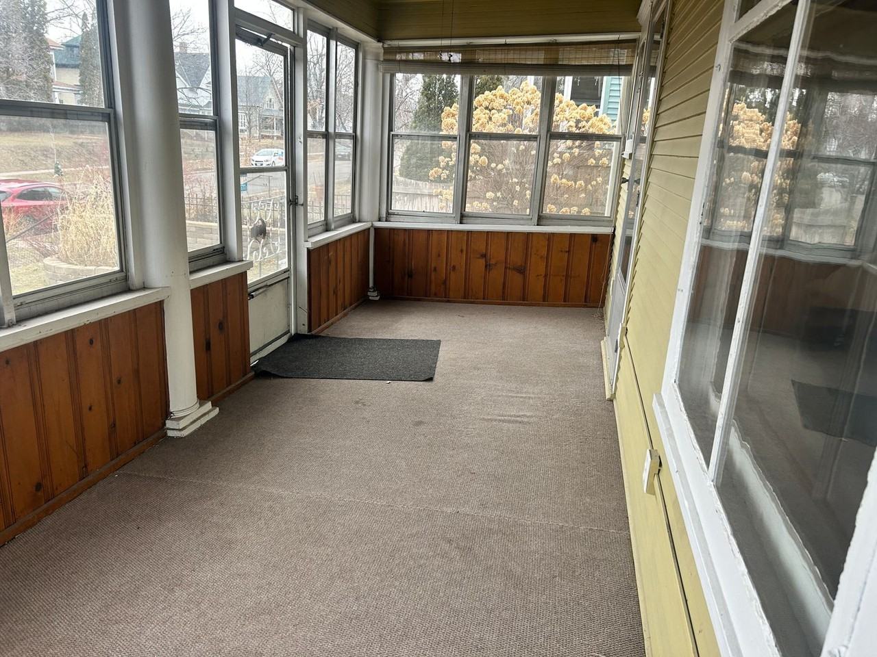 1882 Selby Ave - Photo 4 of 17
