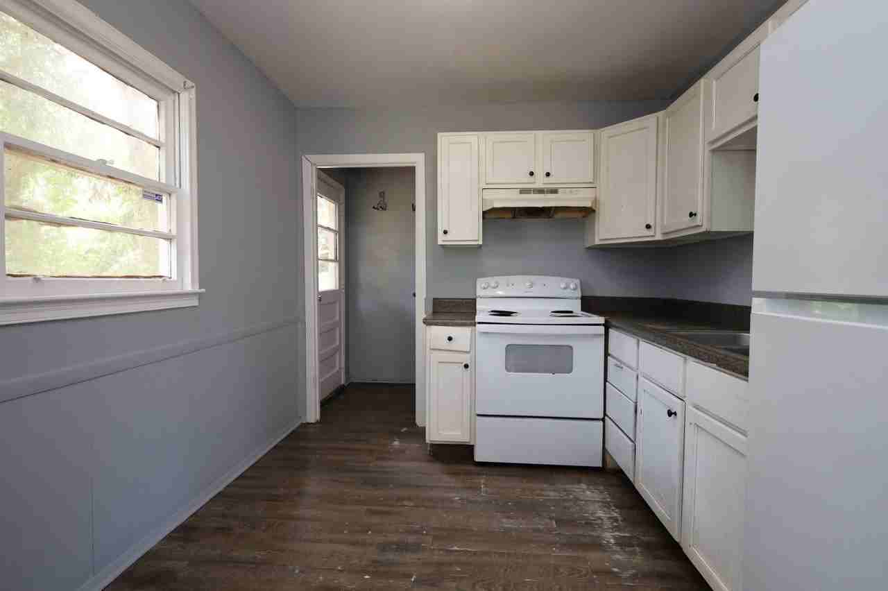 751 E Brookwood Pl - Photo 5 of 11