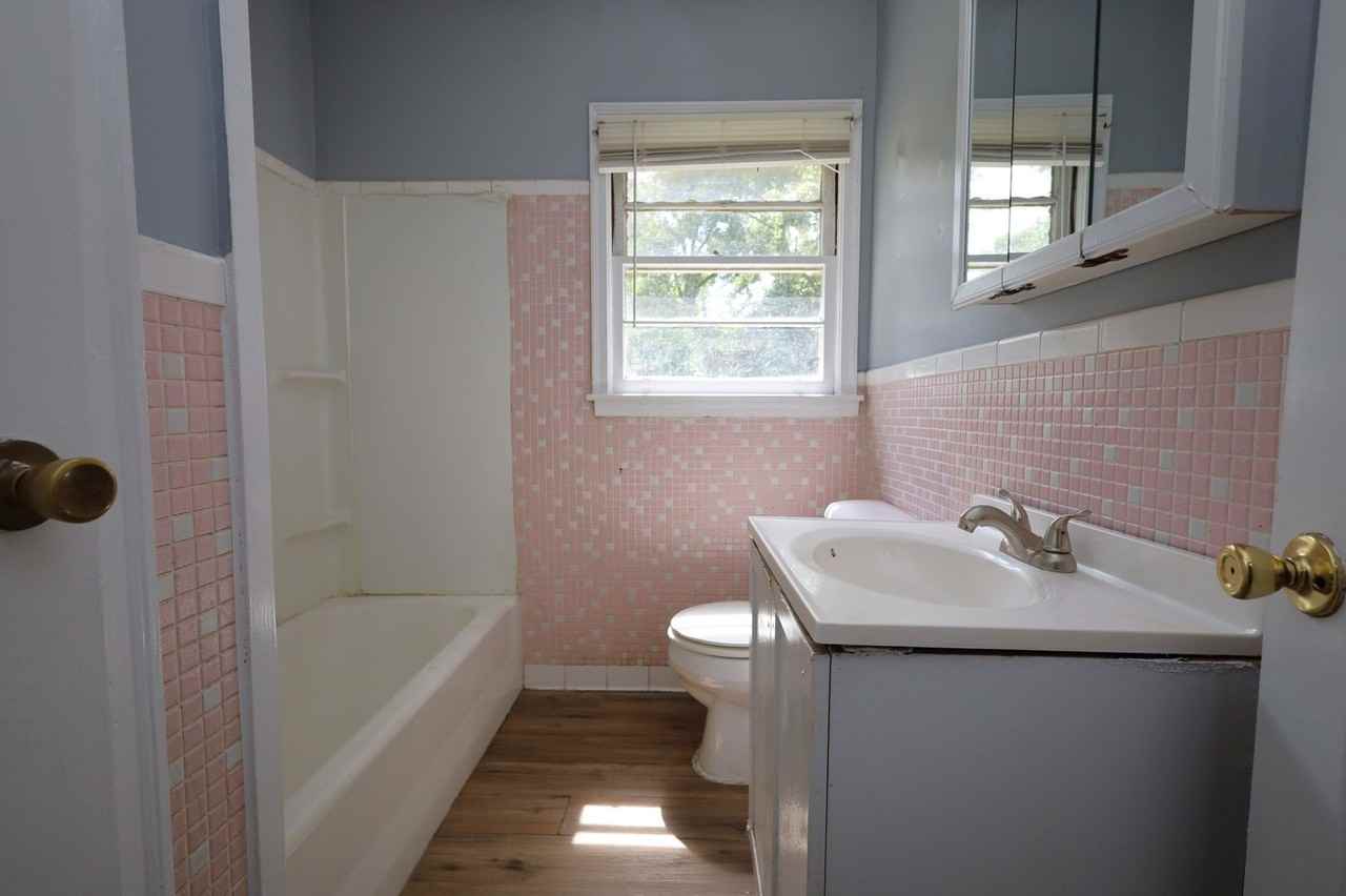 751 E Brookwood Pl - Photo 7 of 10
