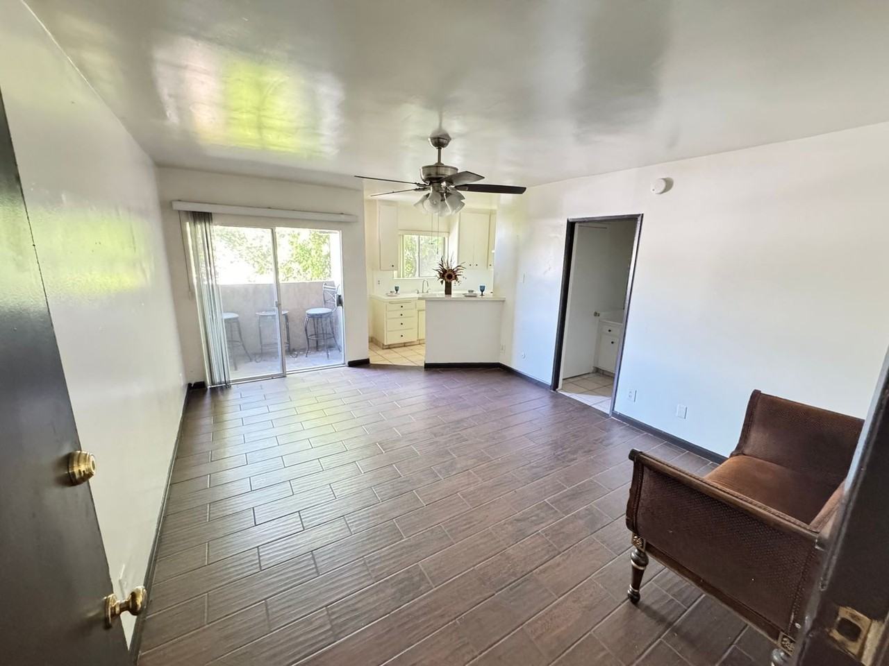 7817 Reseda Blvd - Photo 2 of 8