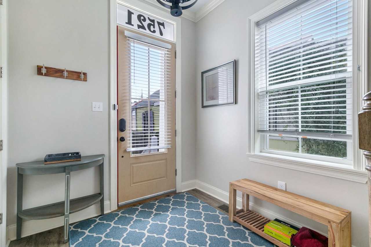 7521 Maple St - Photo 6 of 23