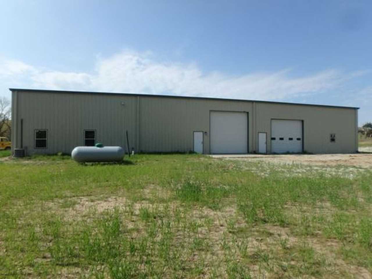 1620 County Road 409 - Photo 3 of 24