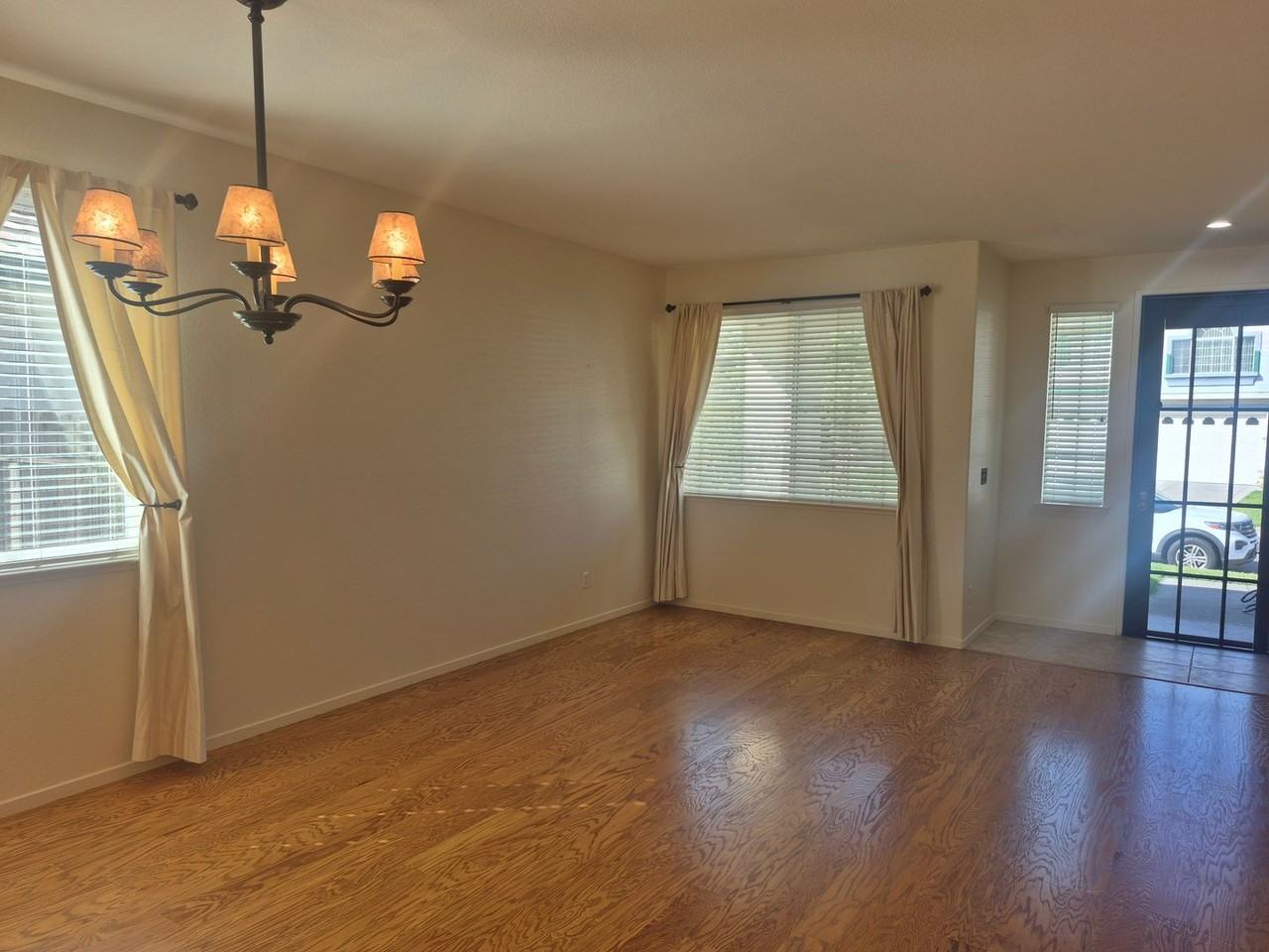 6504 Trailride Way - Photo 5 of 19