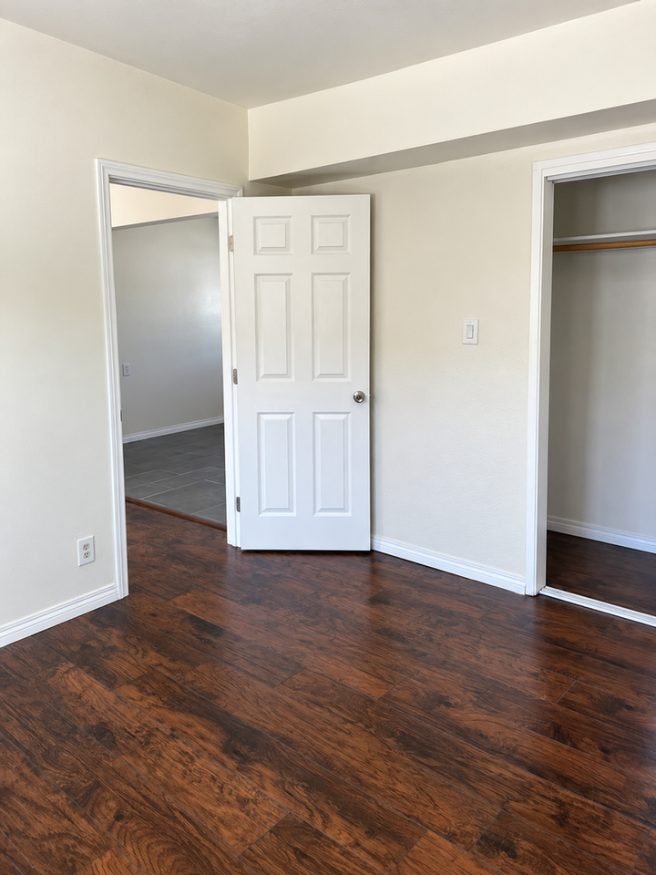 MGGL Apartments LLC - Photo 5 of 17