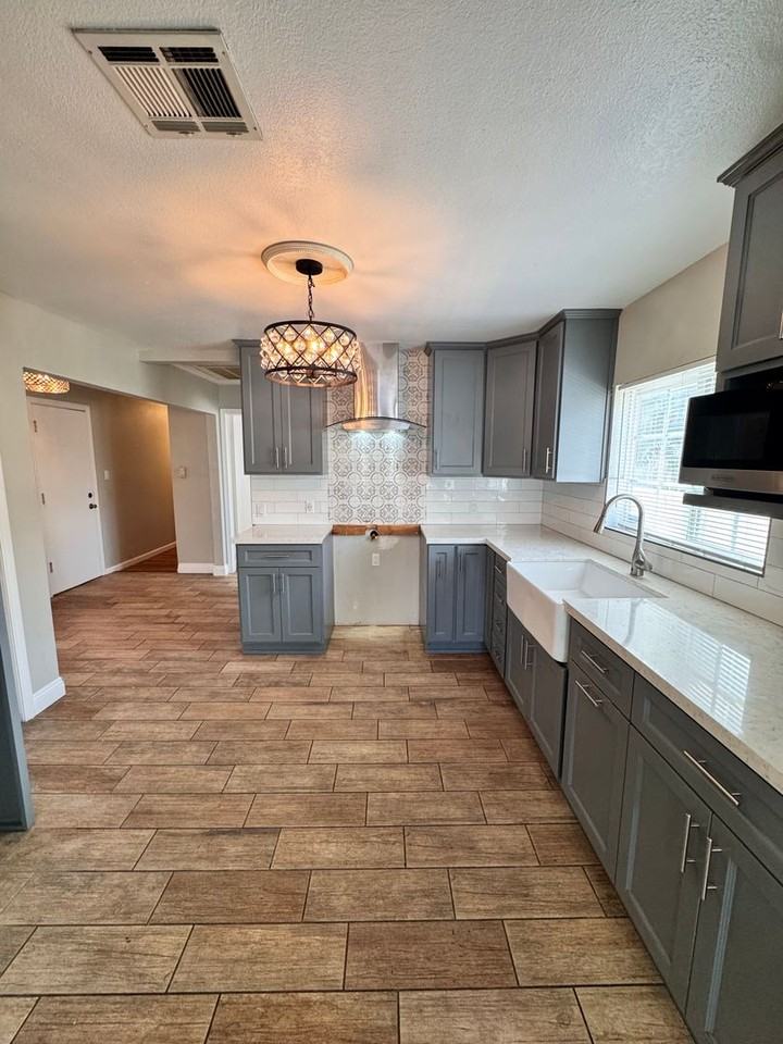 14942 Cerritos Ave - Photo 4 of 27