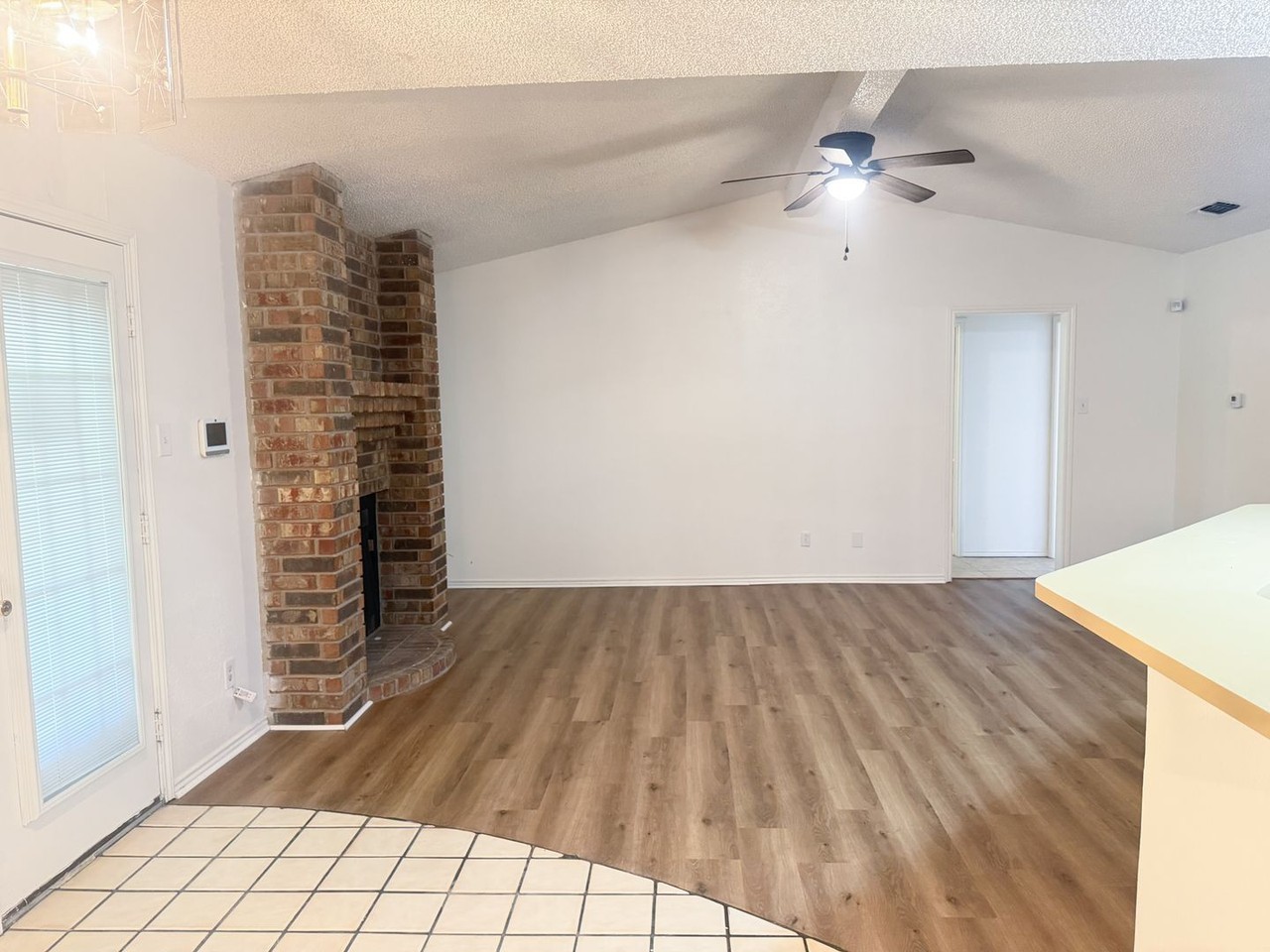 1815 Cedarview Dr - Photo 5 of 15