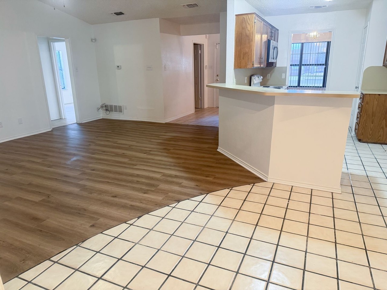 1815 Cedarview Dr - Photo 6 of 15
