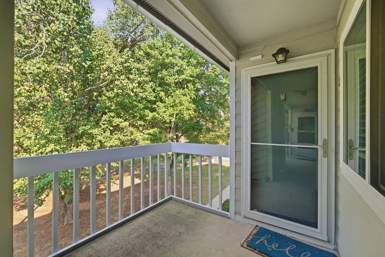6132 Heath Ridge Ct #C - Photo 2 of 20