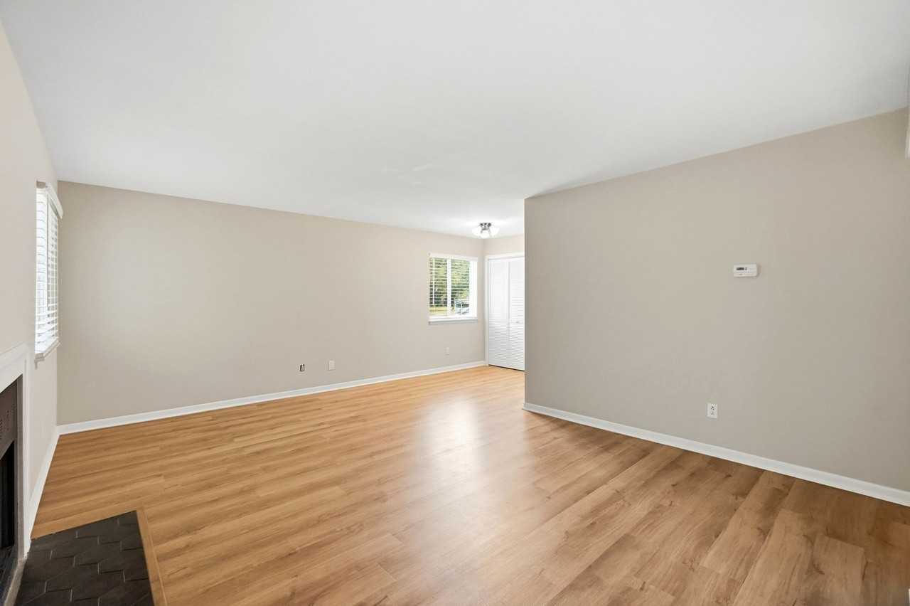 6132 Heath Ridge Ct #C - Photo 4 of 20