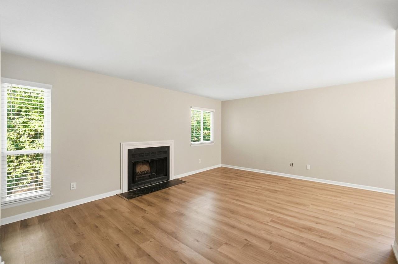 6132 Heath Ridge Ct #C - Photo 6 of 20