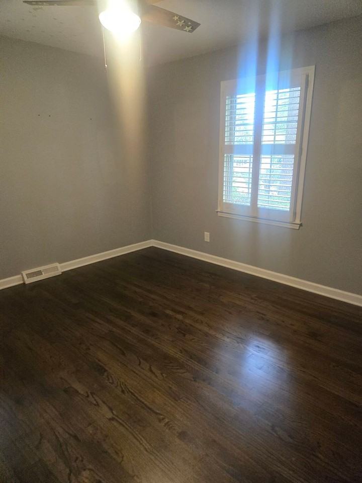 2708 Courtney Ln - Photo 5 of 17