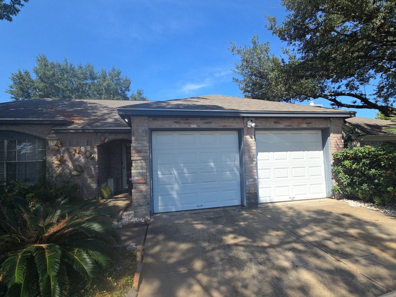 17518 Masonridge Dr - Photo 2 of 18