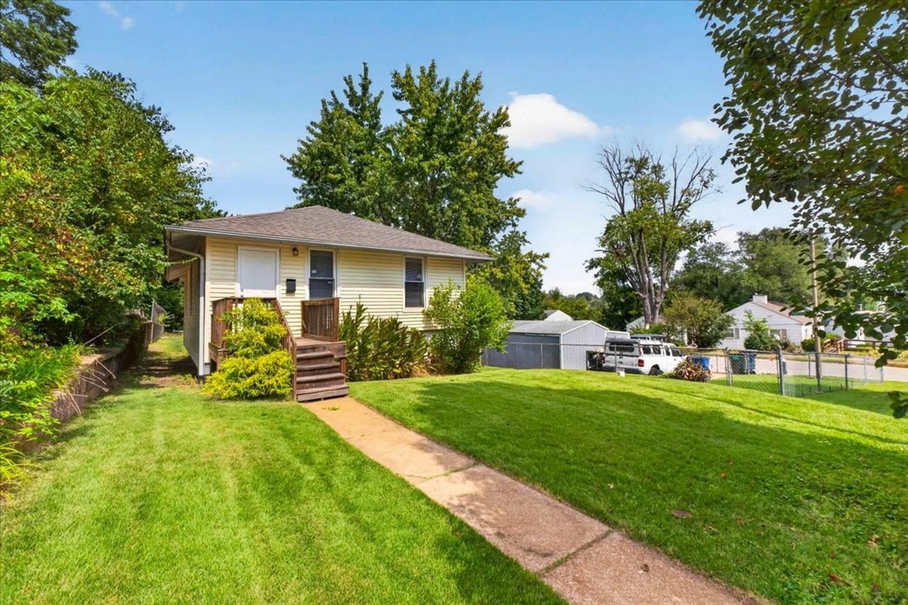 6737 Plateau Ave - Photo 4 of 46