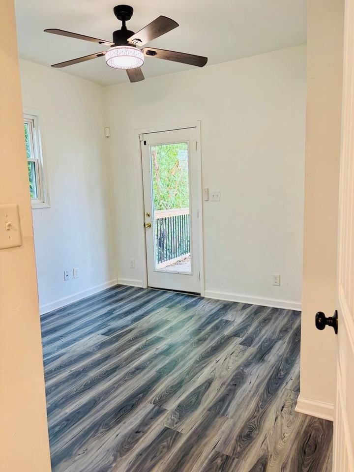 826 S 38th St - Photo 7 of 17
