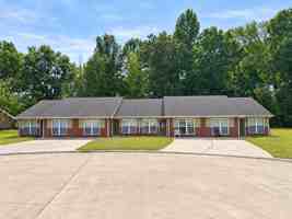 featured image of 43/47/51/57 Welch Ct