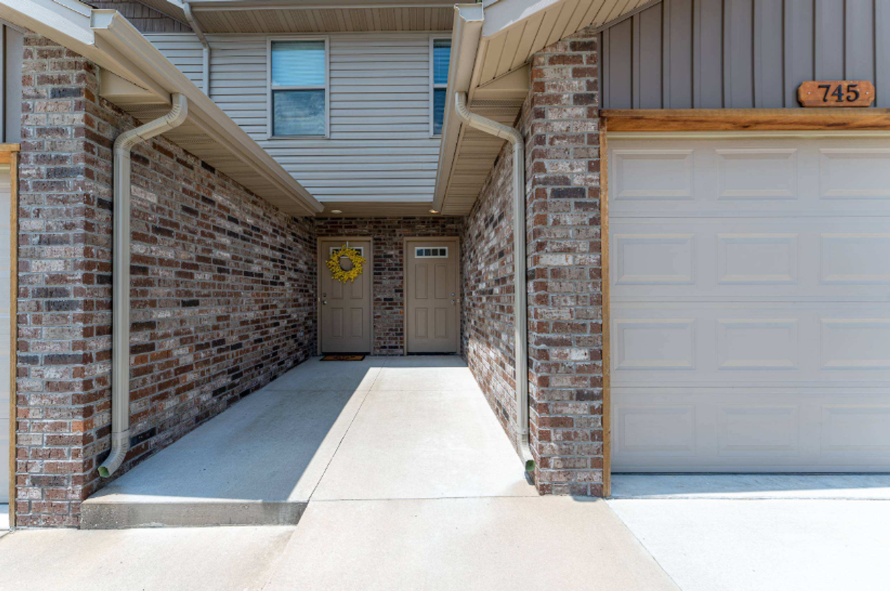 JM Townhomes - Photo 3 of 29